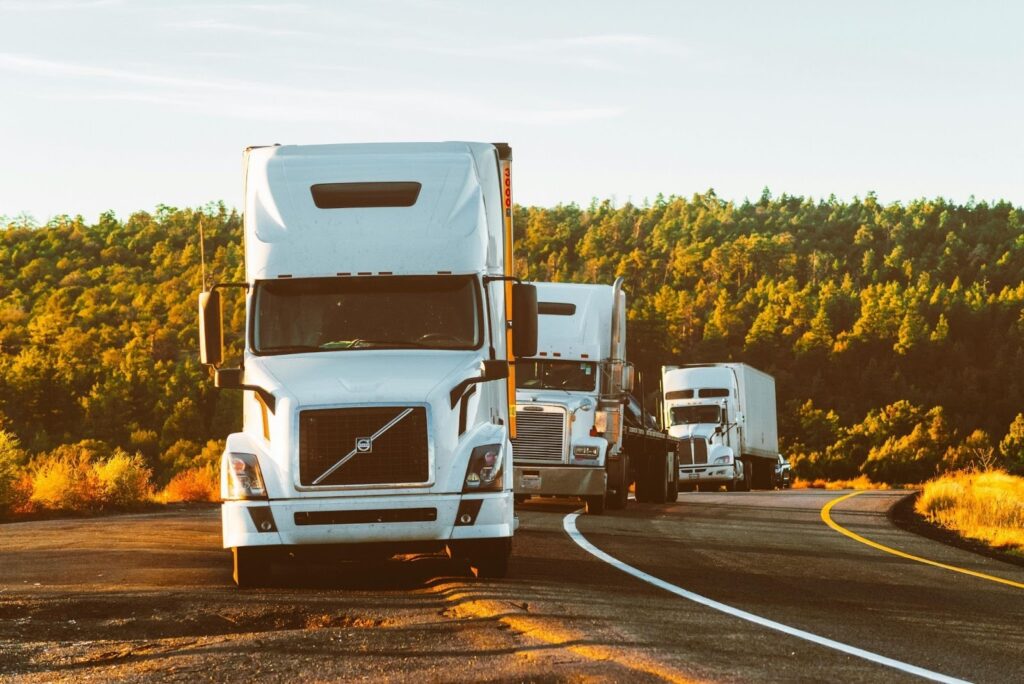 Autonomous Trucks: How AI Is Reshaping The Trucking World 