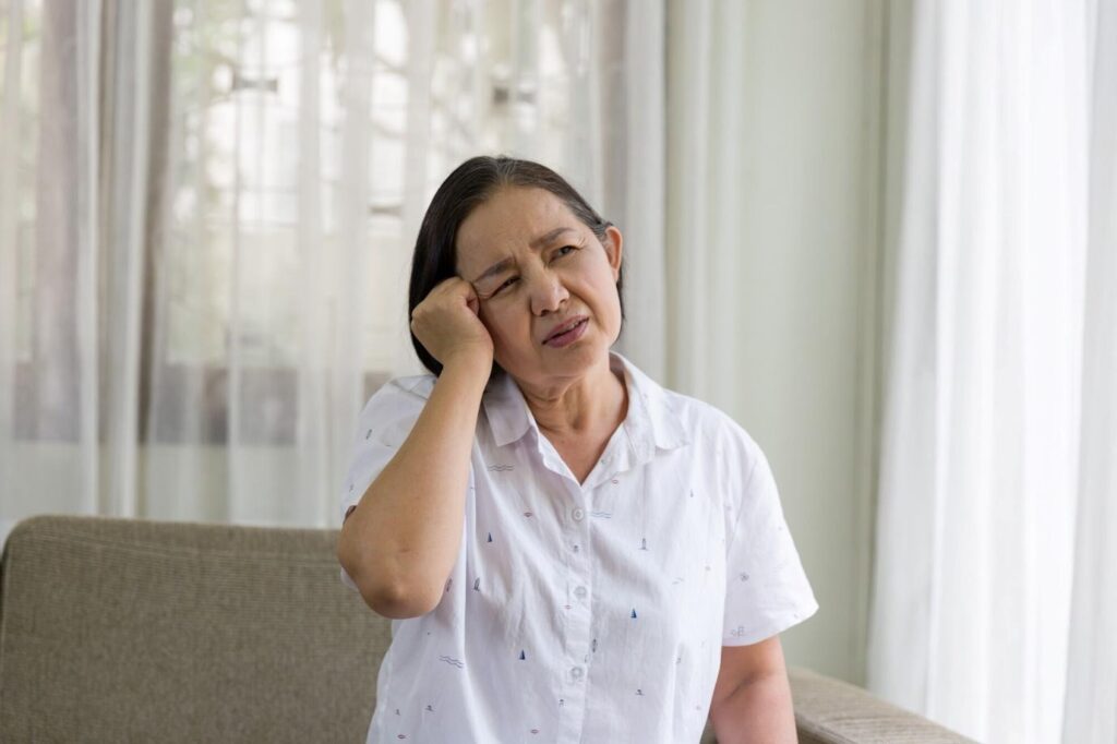 How Cognitive Decline in Seniors Affects Daily Life and Health