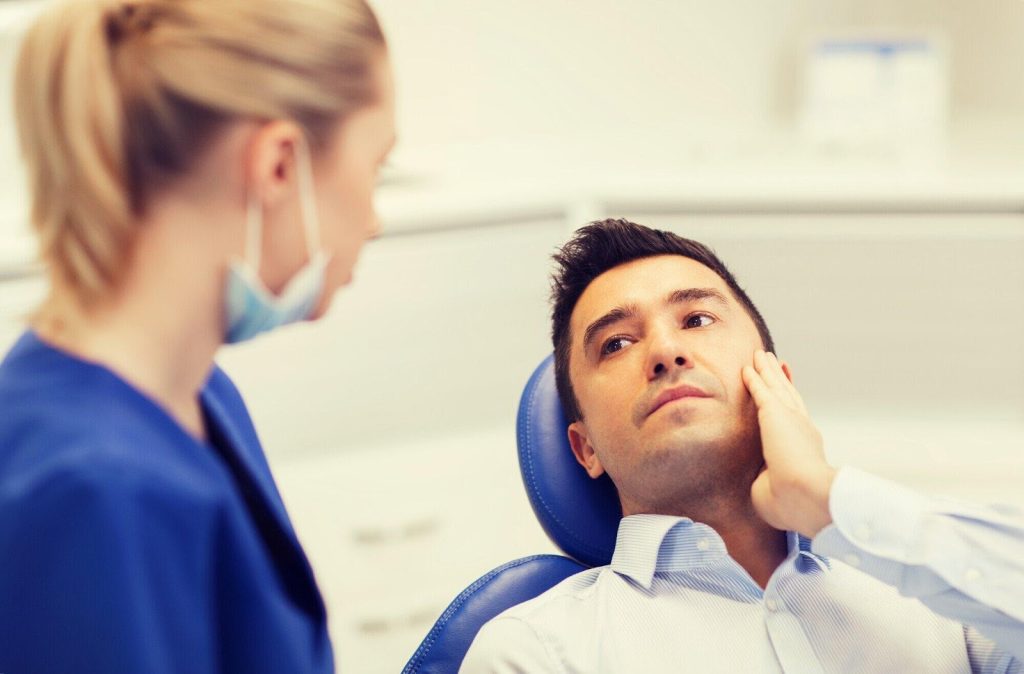 When to Seek Emergency Tooth Extraction: A Complete Guide