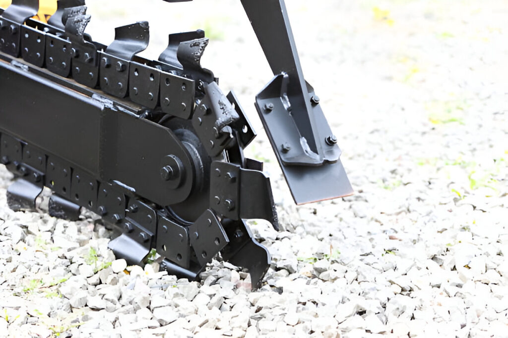 Heavy-Duty Mini Excavator Trencher Types for Various Landscaping Needs