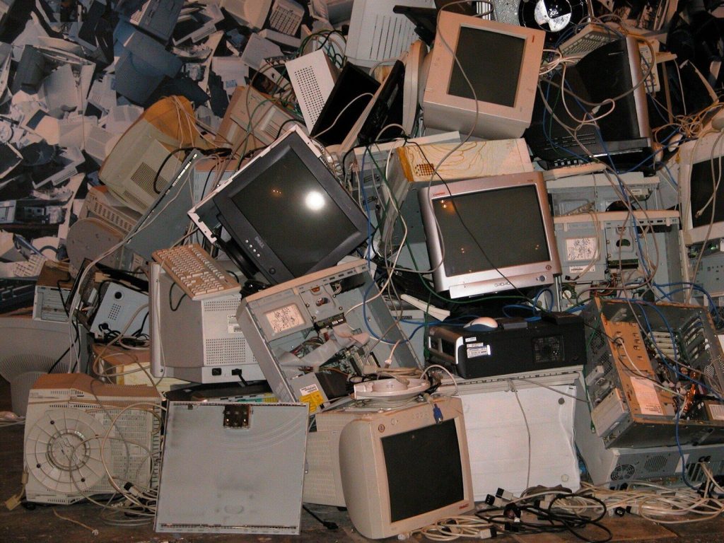 Top Benefits of Buying Refurbished Electronics
