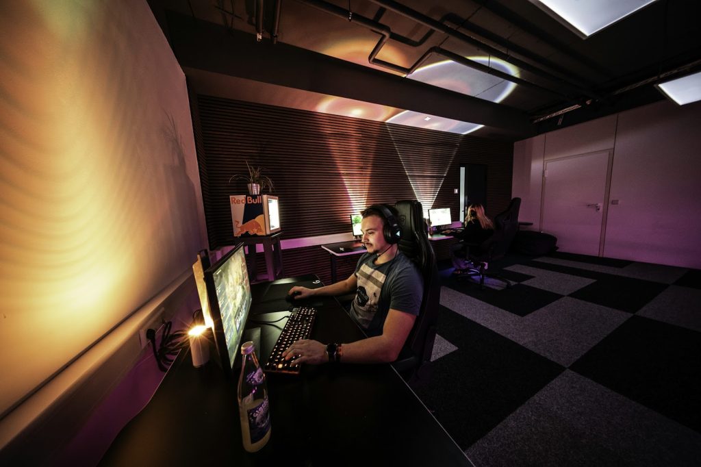 Meta Weapons and Loadouts in Fortnite: How to Counter Them Meta Weapons and Loadouts in Fortnite