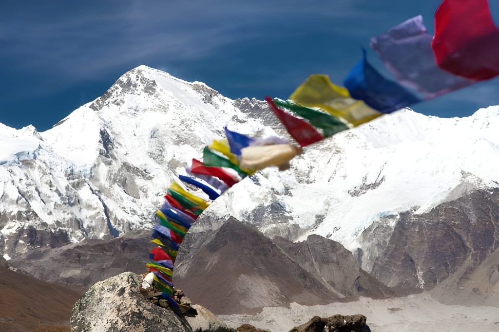 How to Manage Persistent Altitude Headaches During the Everest Base Camp Trek During the Everest Base Camp Trek