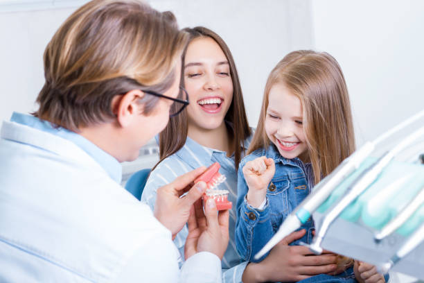 How Family Dentists Handle Common Oral Health Issues Family Dentists Handle