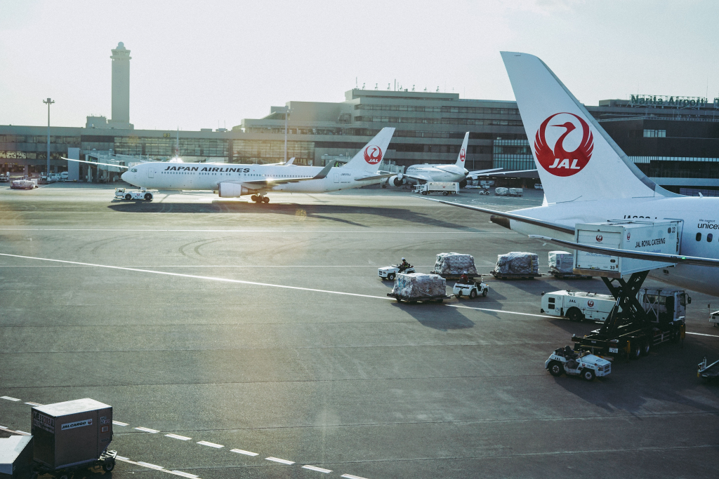 How Modern Airports Are Adapting to Growing Travel Demand Airports Are Adapting to Growing Travel Demand